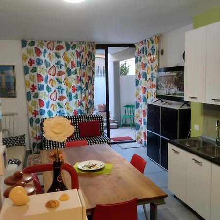Cavalluccio Marino Apartment อาชิ กัสเตลโล ภายนอก รูปภาพ