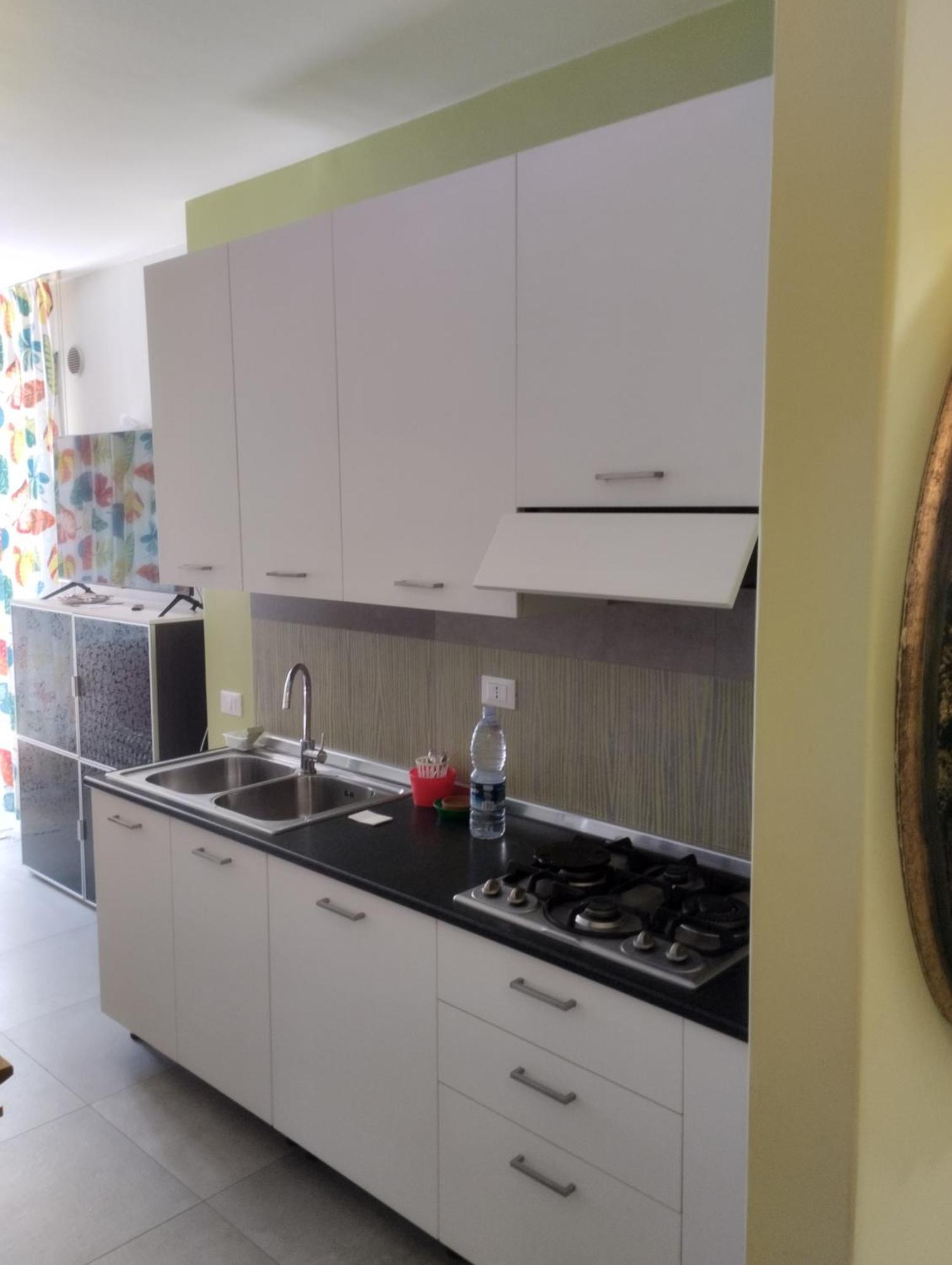 Cavalluccio Marino Apartment อาชิ กัสเตลโล ภายนอก รูปภาพ